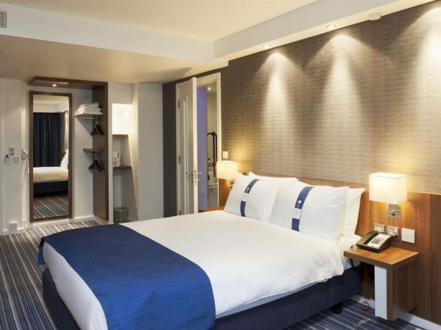 Hotel Express London Heathrow T5 By Ihg
