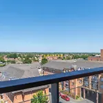 London In 15 Mins! Stylish Apartment Near Heathrow