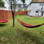 St Georges House, Premium 3 Bed Home Slough, Legoland, Windsor