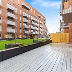 Seven Living Residences Slough - Luxury Apartments