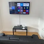Vibrant Flat In The City Centre