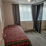 Large Bungalow To Sleep Up To 8