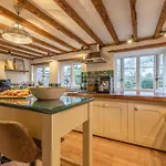 Cosy 5 Bed Cottage Retreat, Perfect For Families