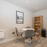 Sophisticated Apartment With Parking Central Slough