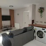 Langley Guest House Nr Pinewood Studios