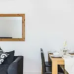Highlife Lexington Apartments