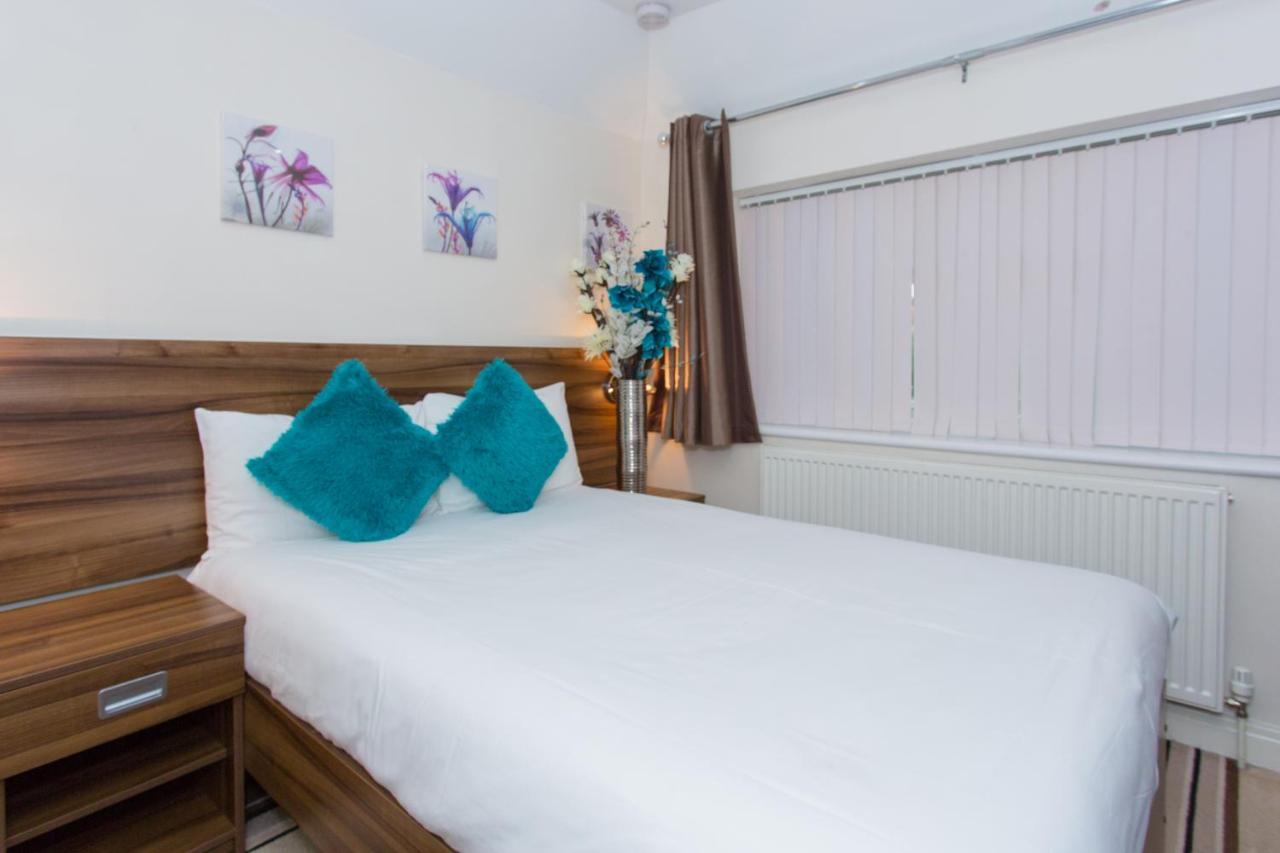 Langley Nr Pinewood Guest house Slough