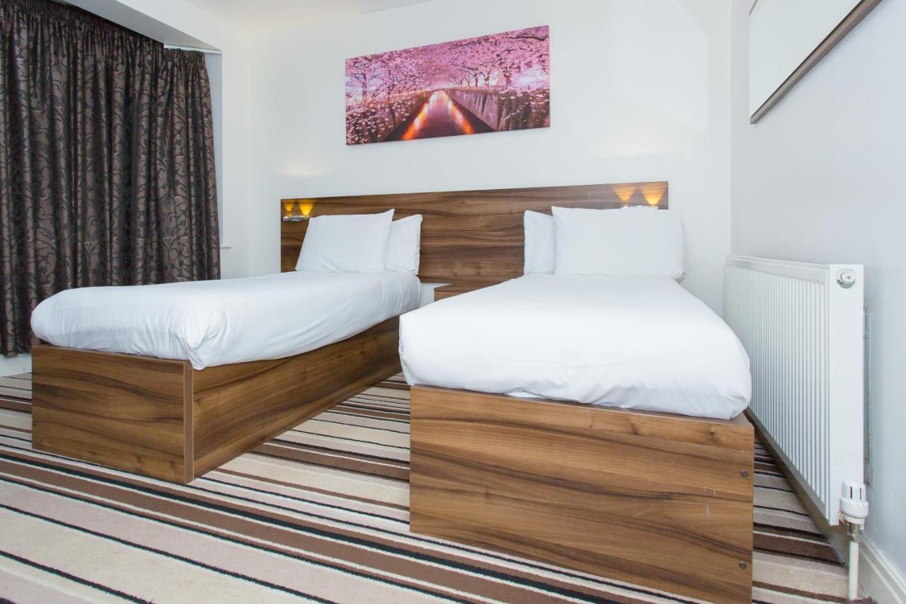 Guest house Langley Nr Pinewood 4*