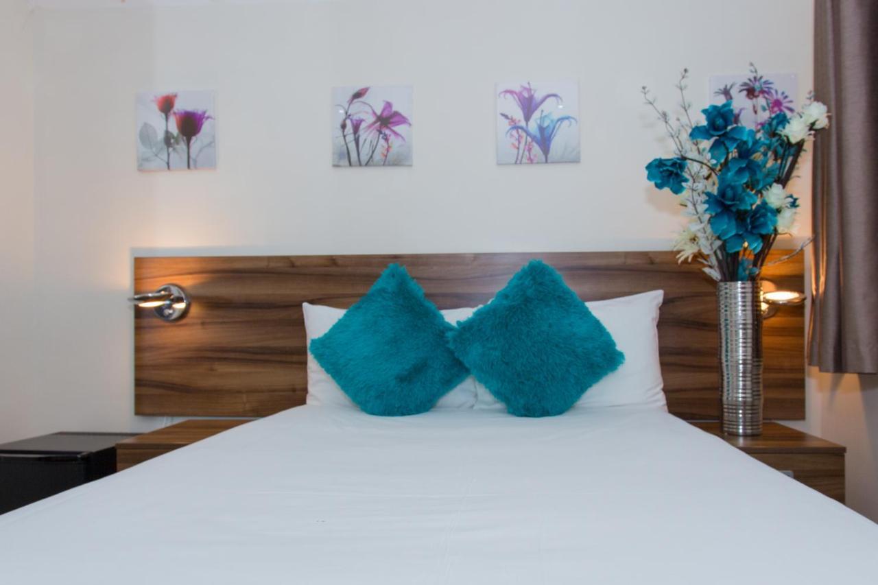 Langley Nr Pinewood 4* Slough