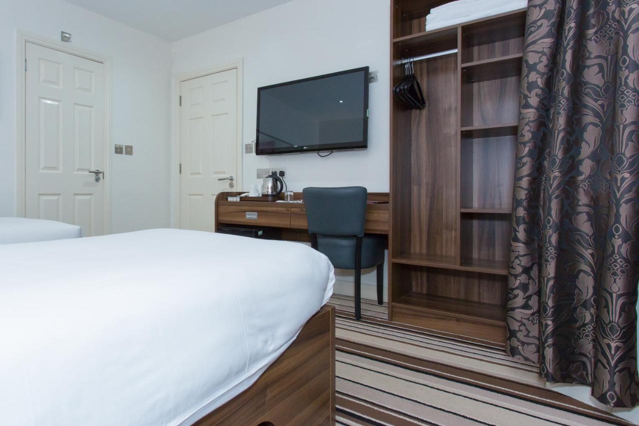 Guest house Langley Nr Pinewood 4*
