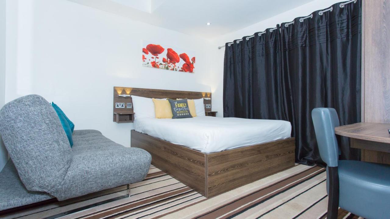 Langley Nr Pinewood Guest house Slough