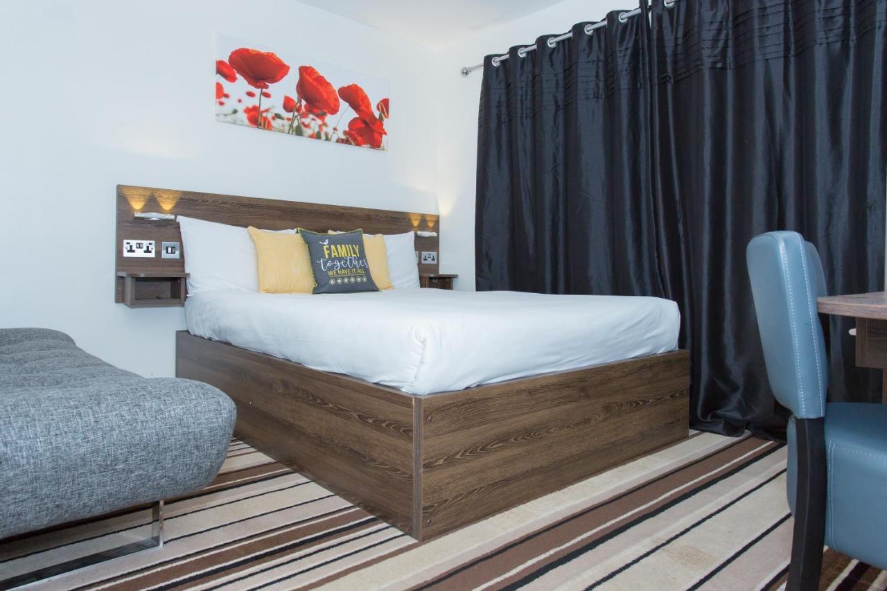 Guest house Langley Nr Pinewood 4*