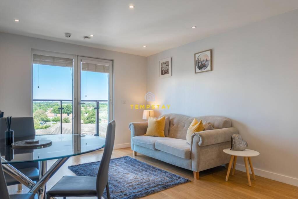 London In 15 Mins! Stylish Near Heathrow