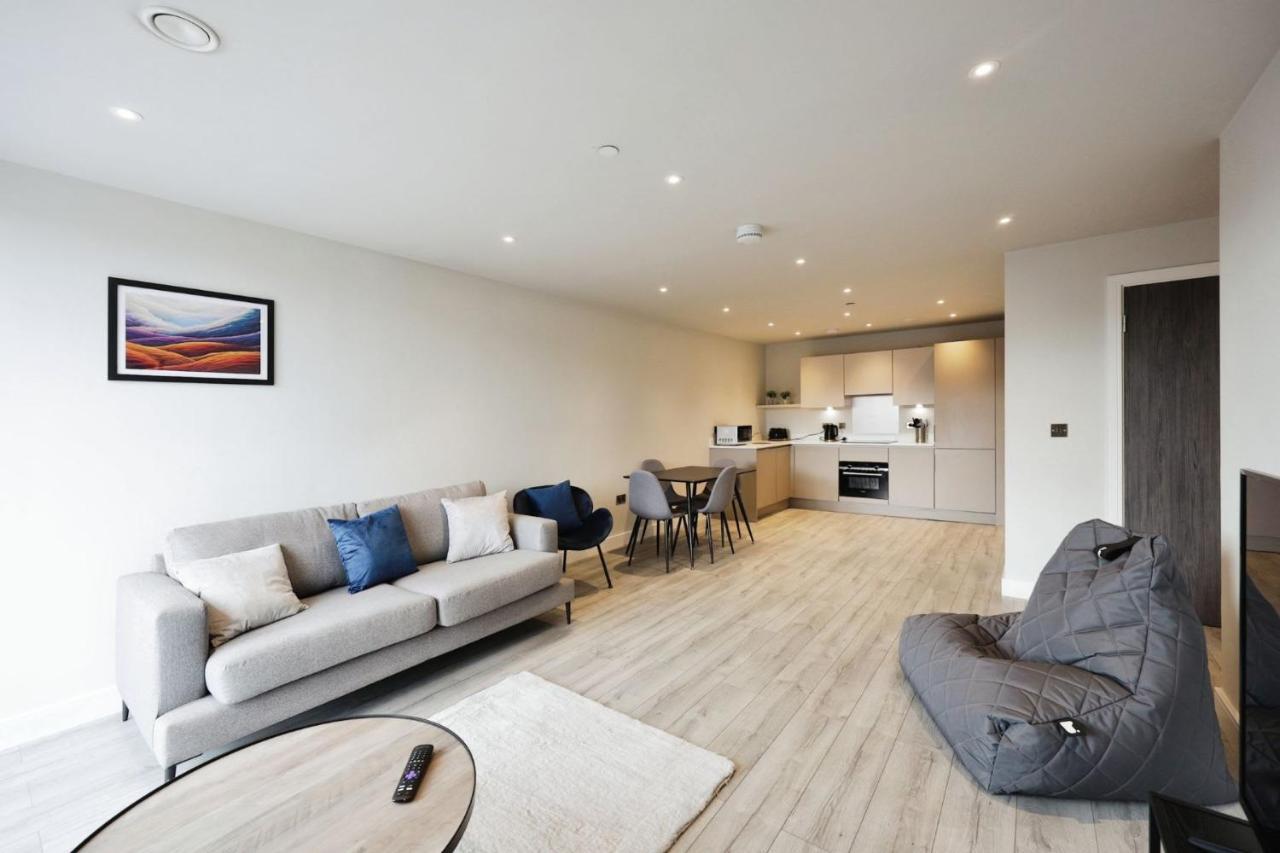 Seven Living Residences - Luxury Slough