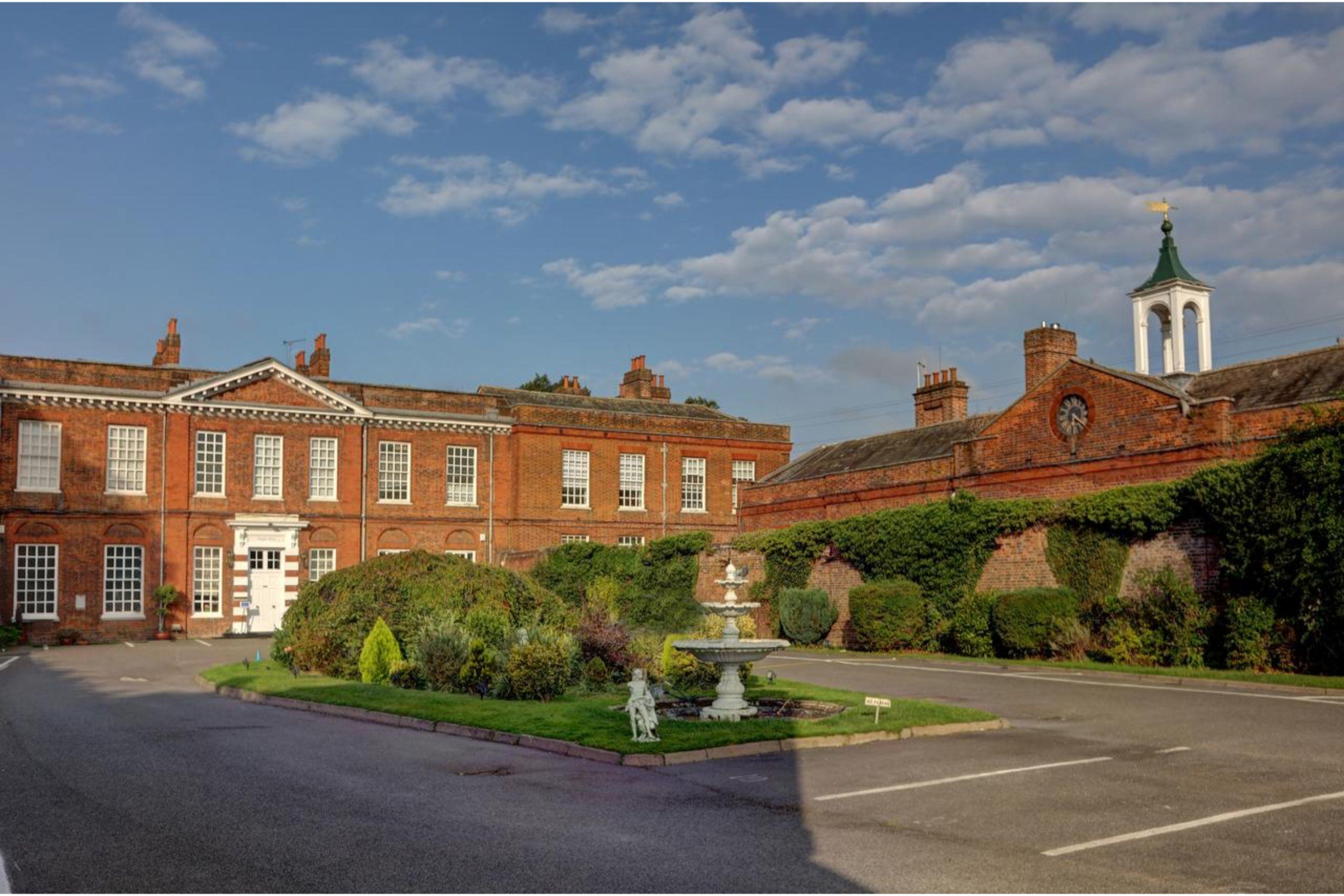Baylis House 4* Slough