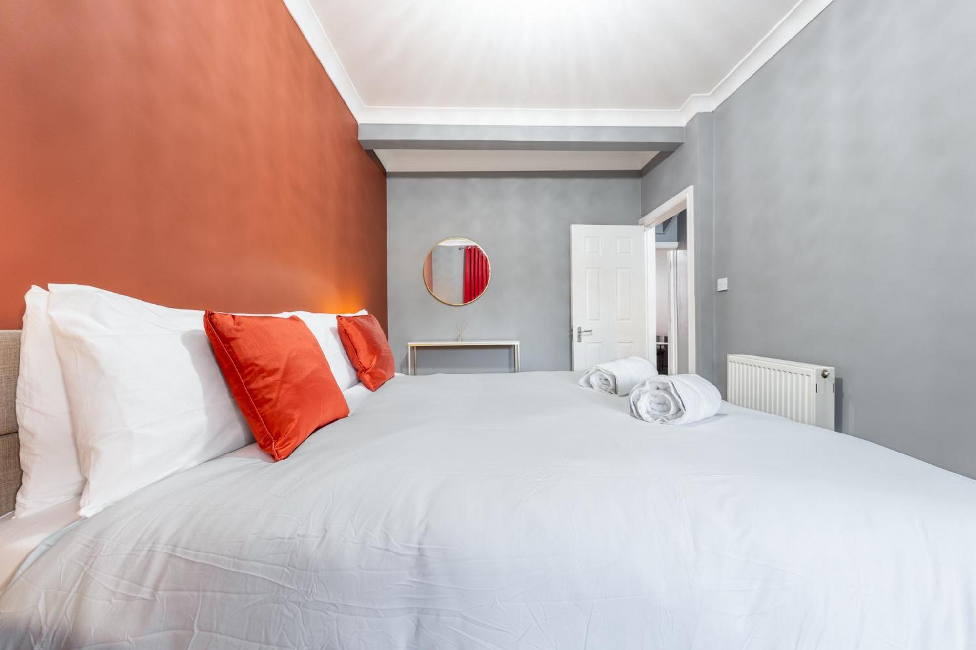 1 Bed Apartment-double Bed Slough