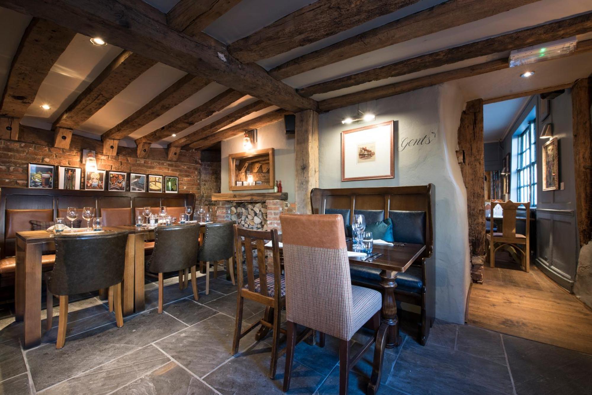 Inn The Ostrich Colnbrook London Heathrow 4*