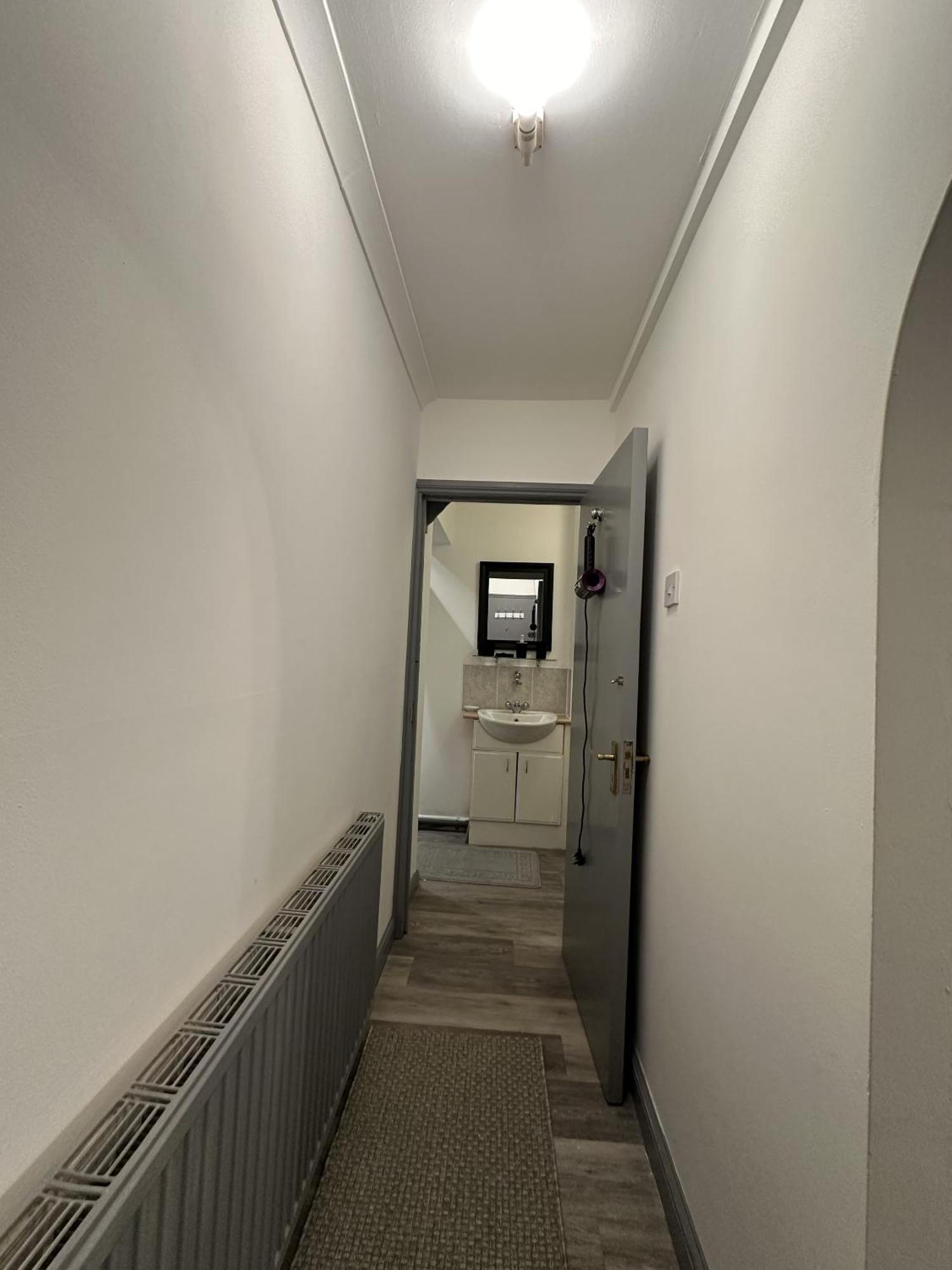 Stylish 1 Bedroom Flat Burnham Apartment