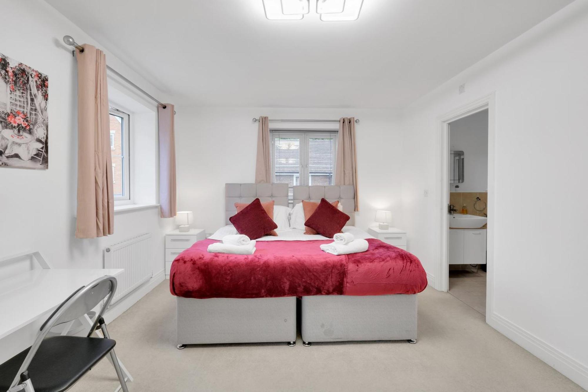 Apartamento Foxherne 6 Bedroom 3bath Serviced House 18 With Parking -