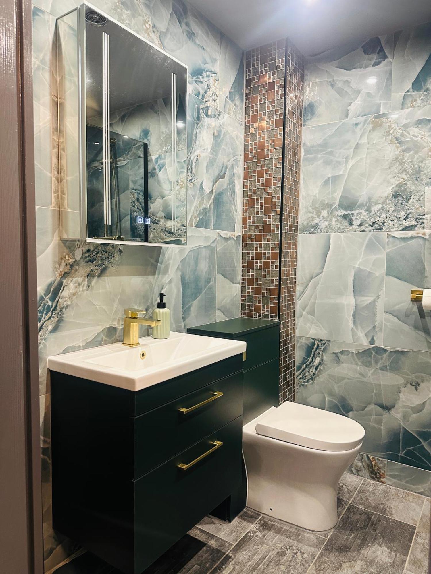 Two Bedroom * Slough