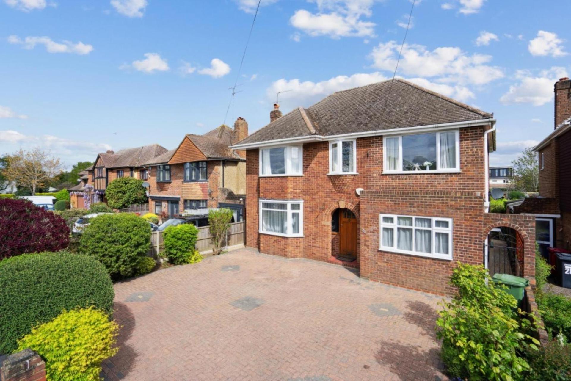 Apartment Luxury Four Bedroom With Large Garden