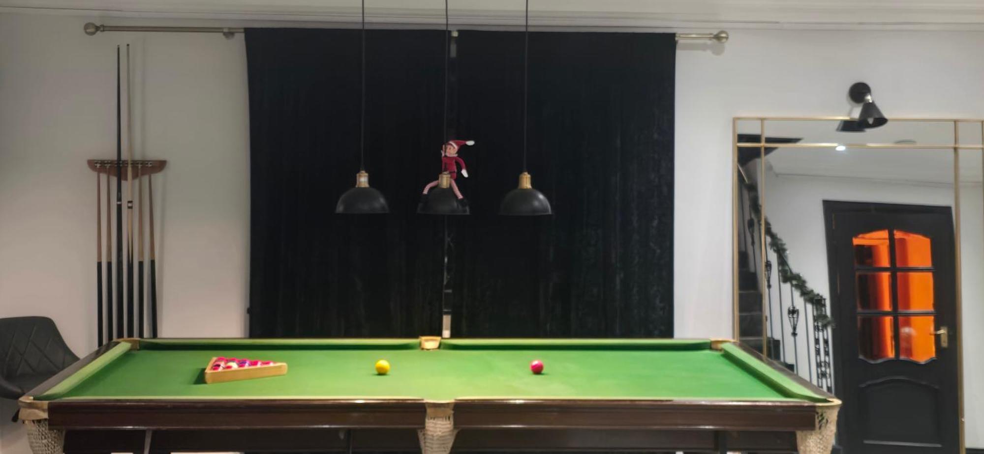 Villa Luxurious 4-bedroom House, Near Heathrow Terminal 4 Slough