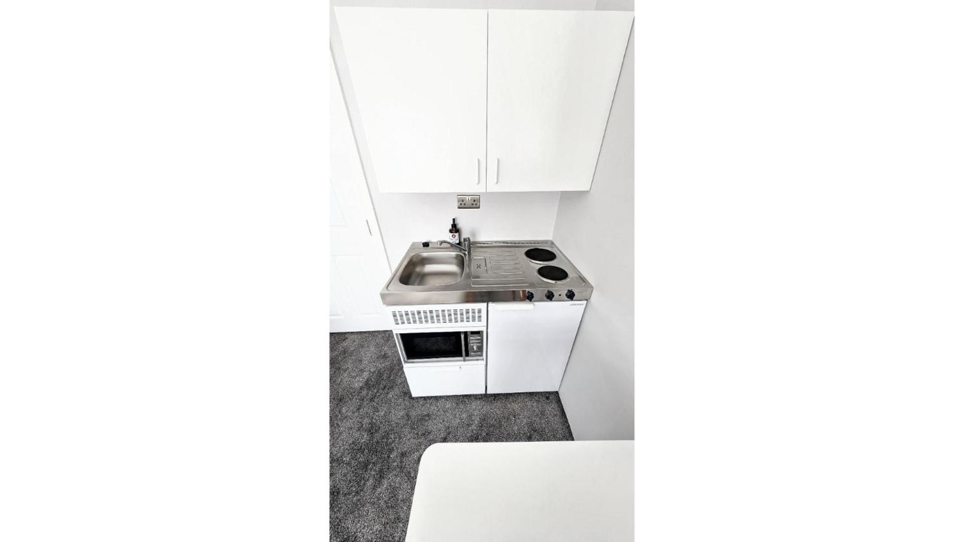 Apartment Beautiful Self Contained Slough