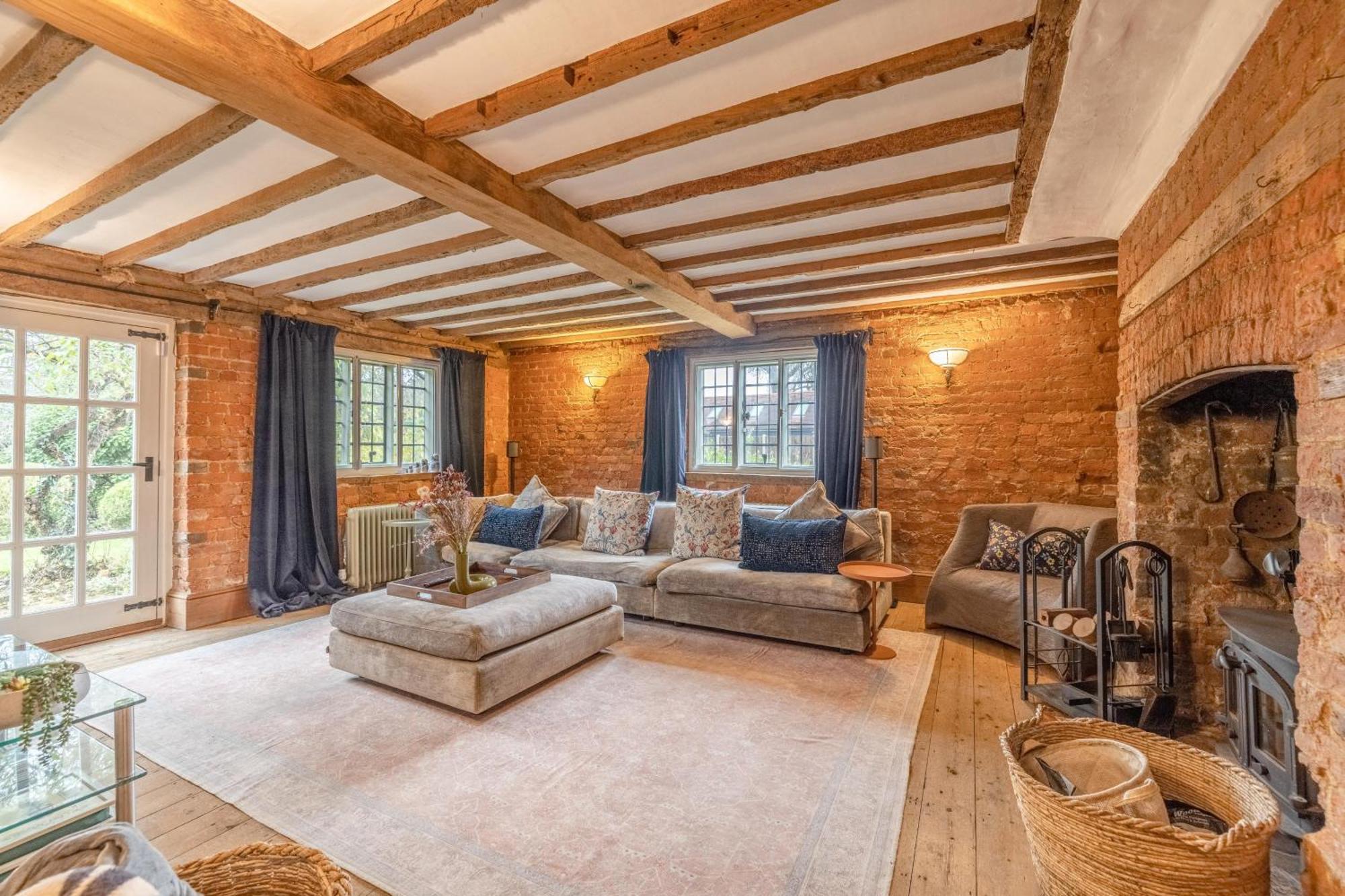 Cosy 5 Bed Retreat, Perfect For Families Holiday home *