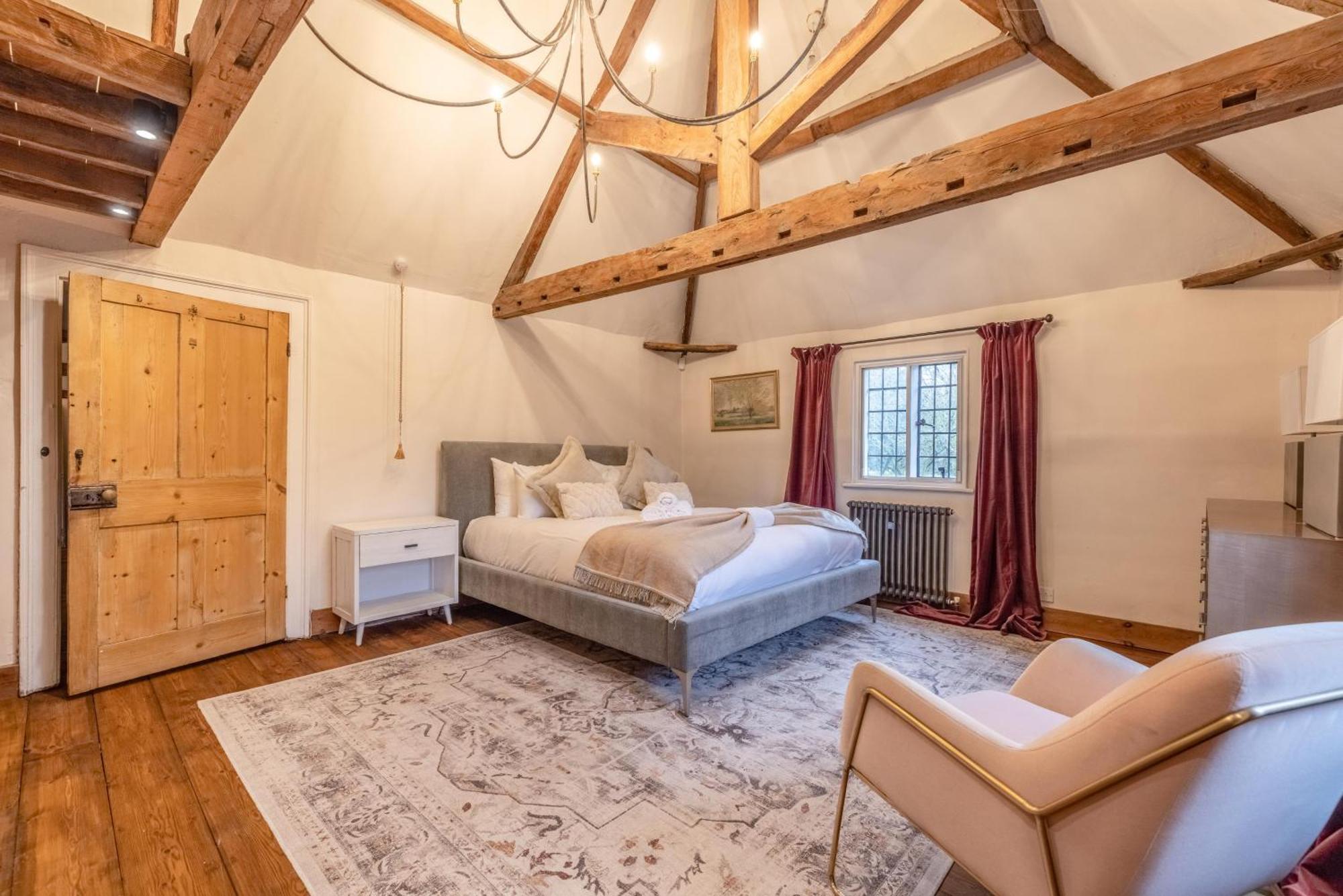 Cosy 5 Bed Retreat, Perfect For Families Holiday home *