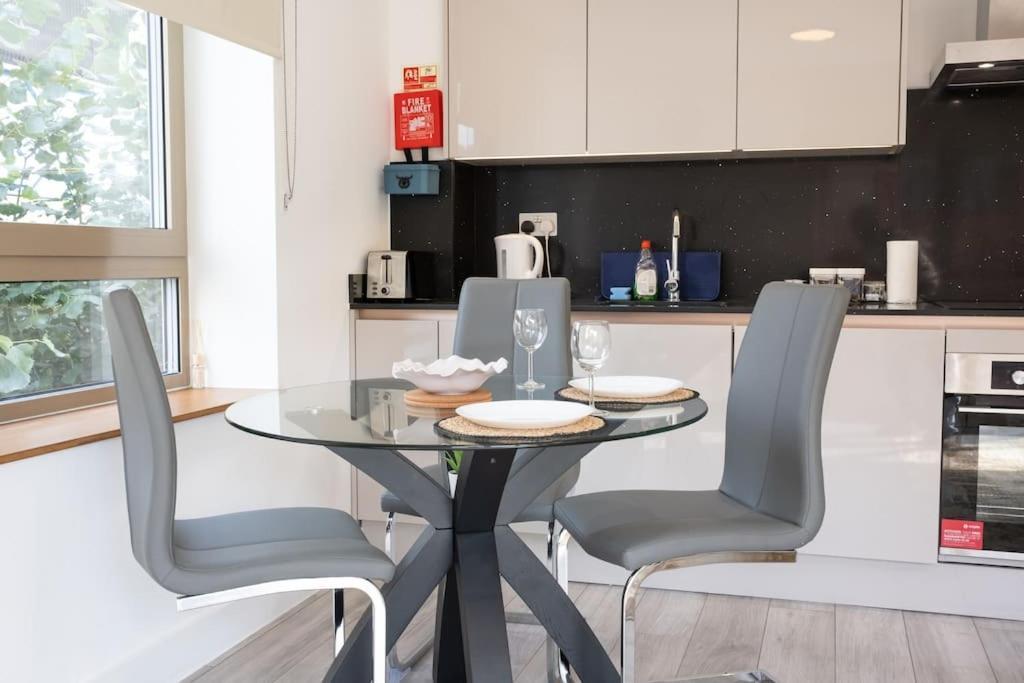 Apartment Flat Free Parking Slough