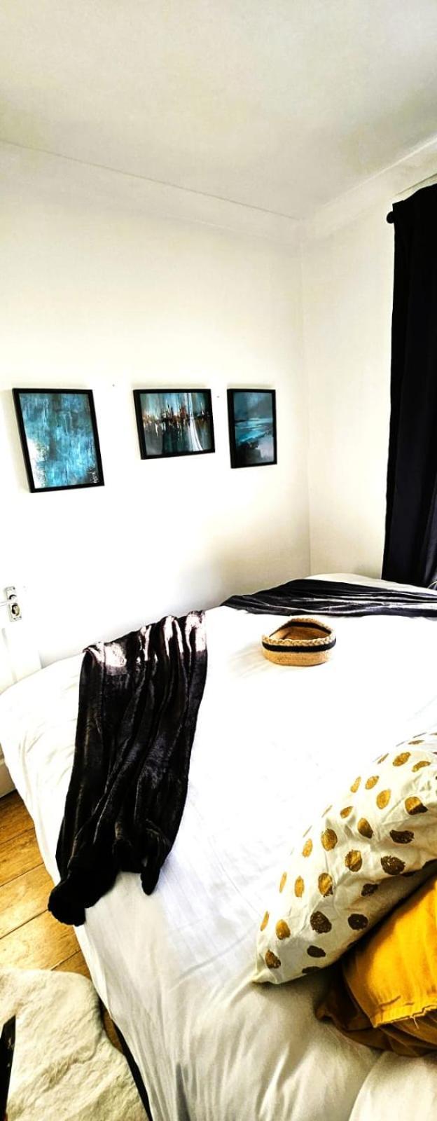 The Cozy Sleeps 6 Parking Apartamento Slough