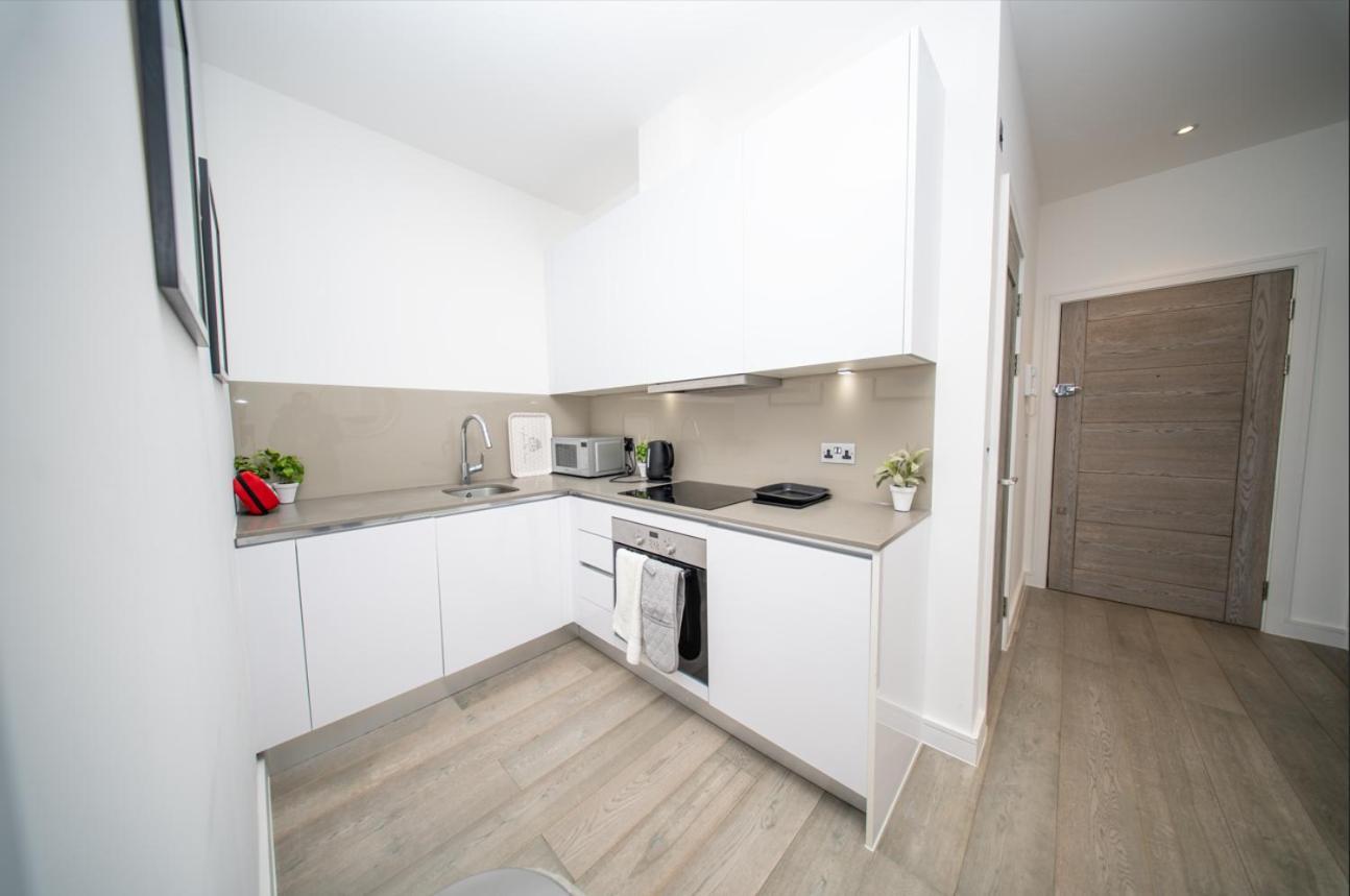 Apartment Free Parking & Gym, 1 Bed - 10 Min From Station
