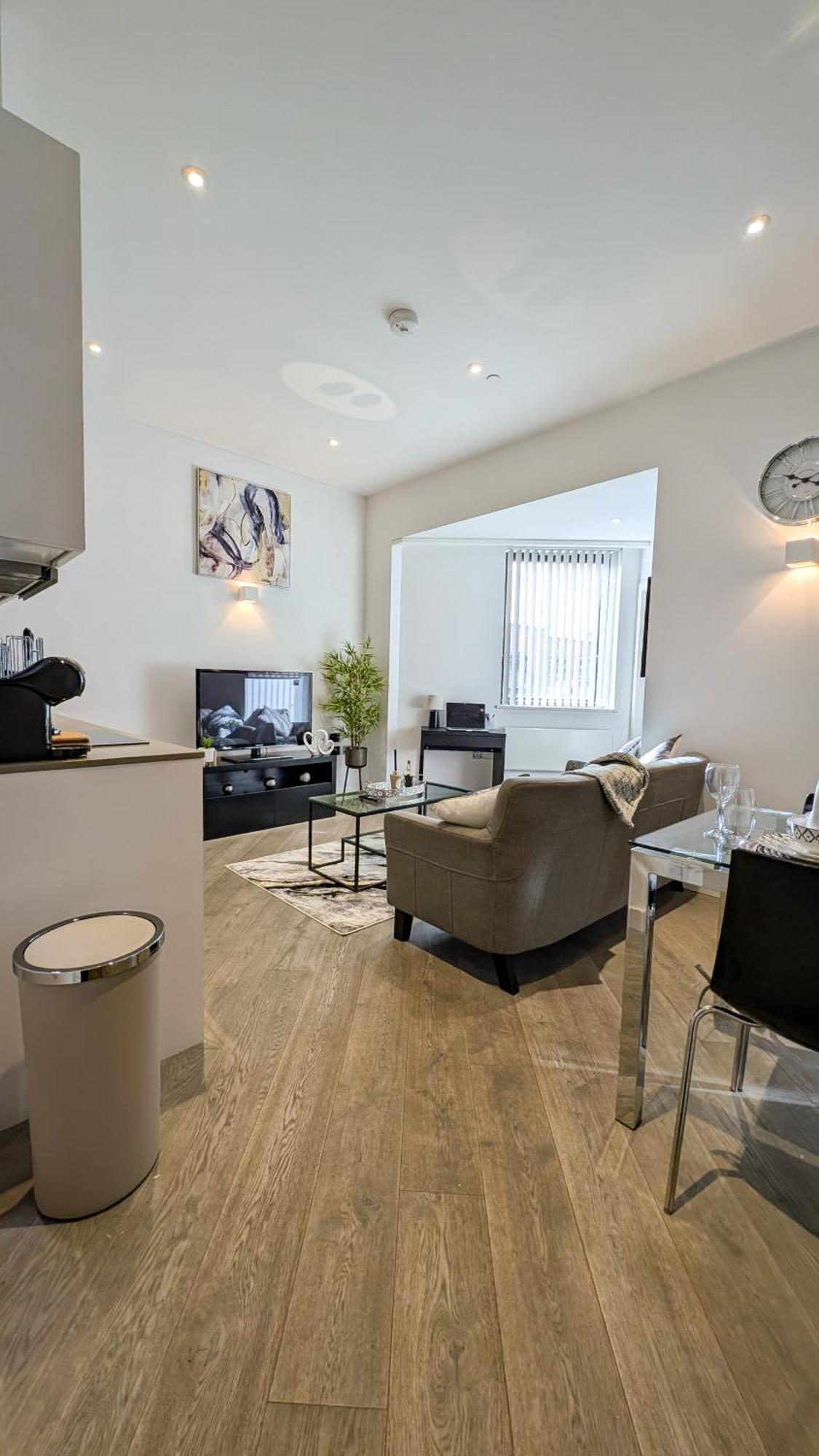 Apartamento Cozy Luxury In The Heart Of -the Bethel