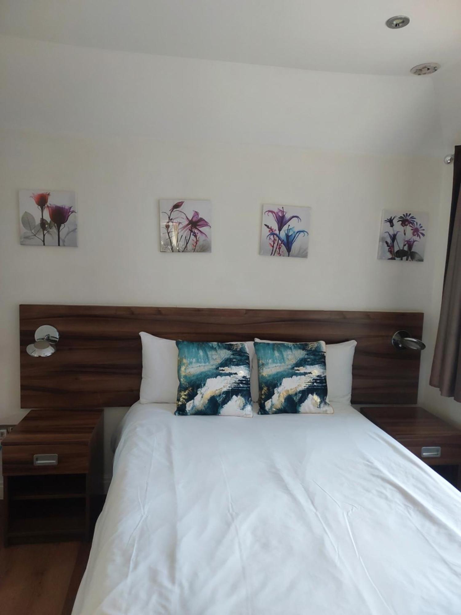 Guest house Langley Nr Pinewood 4*
