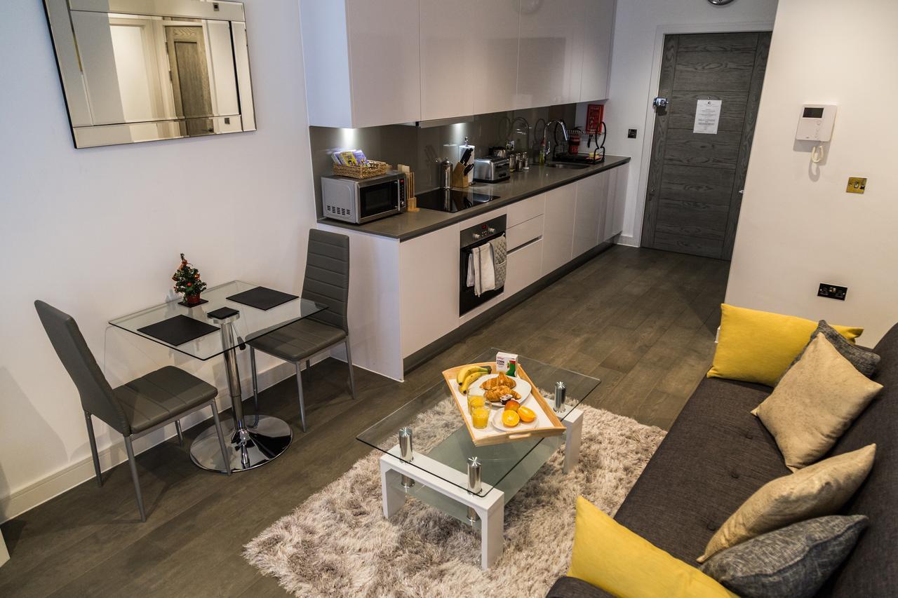 Brickfield Court Serviced By Ferndale Apartment *