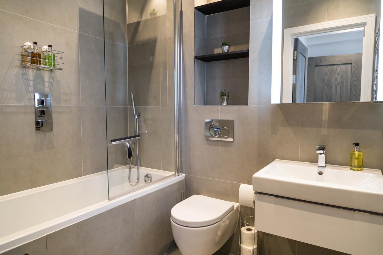 Brickfield Court Serviced By Ferndale Apartment
