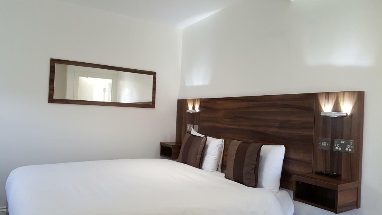 Guest house Heathrow-windsor Slough