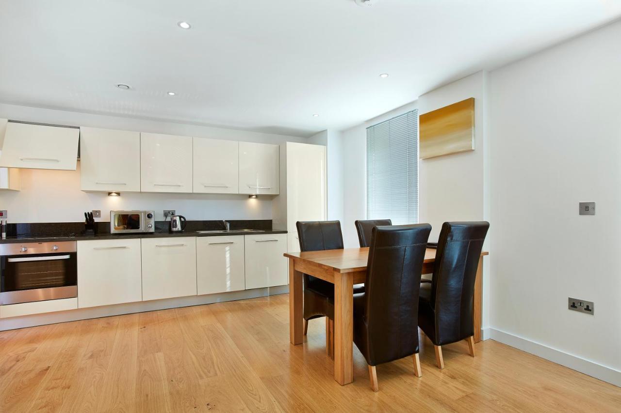 Railway Terrace By Flying Butler * Slough