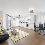 **New** Divine Apartments Slough High Street 2 Bed