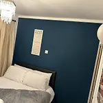 Stylish 1 Bedroom Flat Burnham Slough