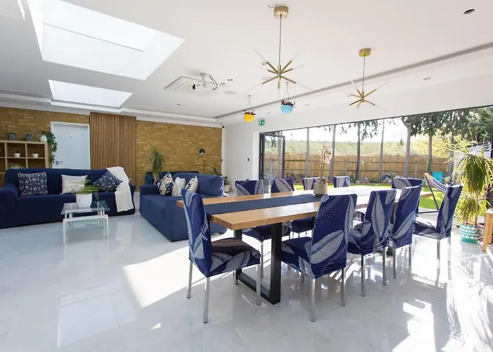Legoland Heathrow Windsor Apartment Hotel
