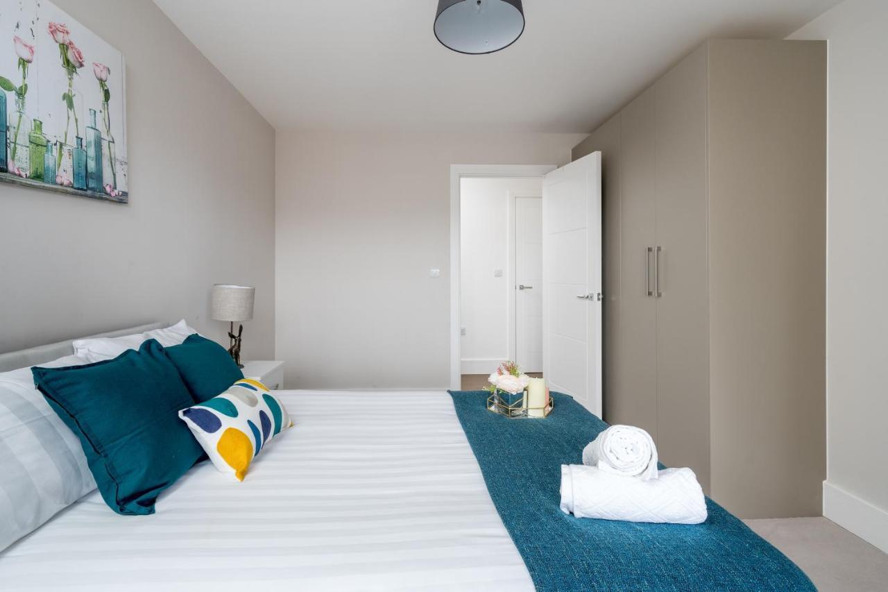 **new** Divine High Street 2 Bed Apartment *