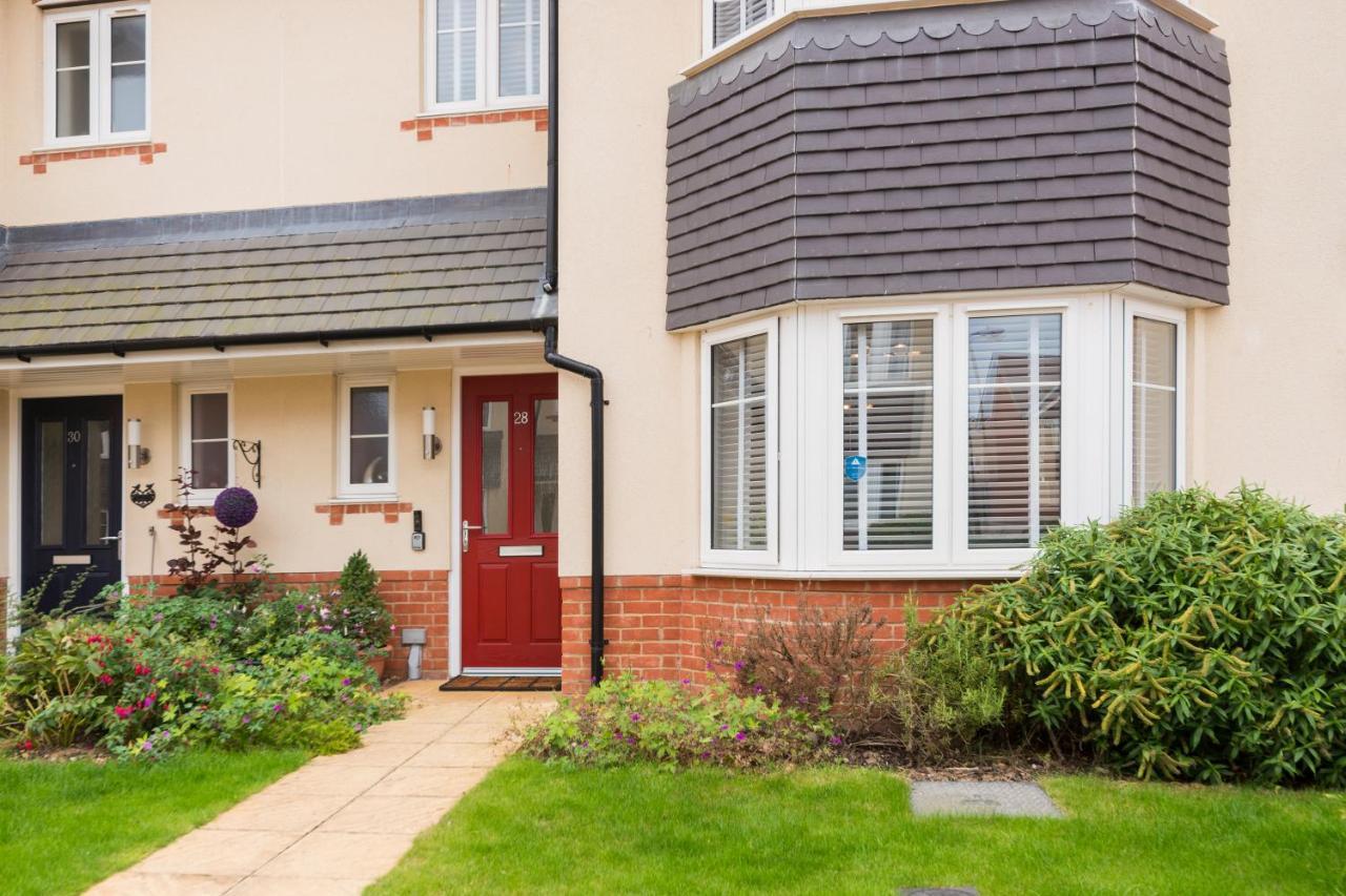 Casa de férias Greenfield's Oxlade - Modern 3 Bed House, Langley,