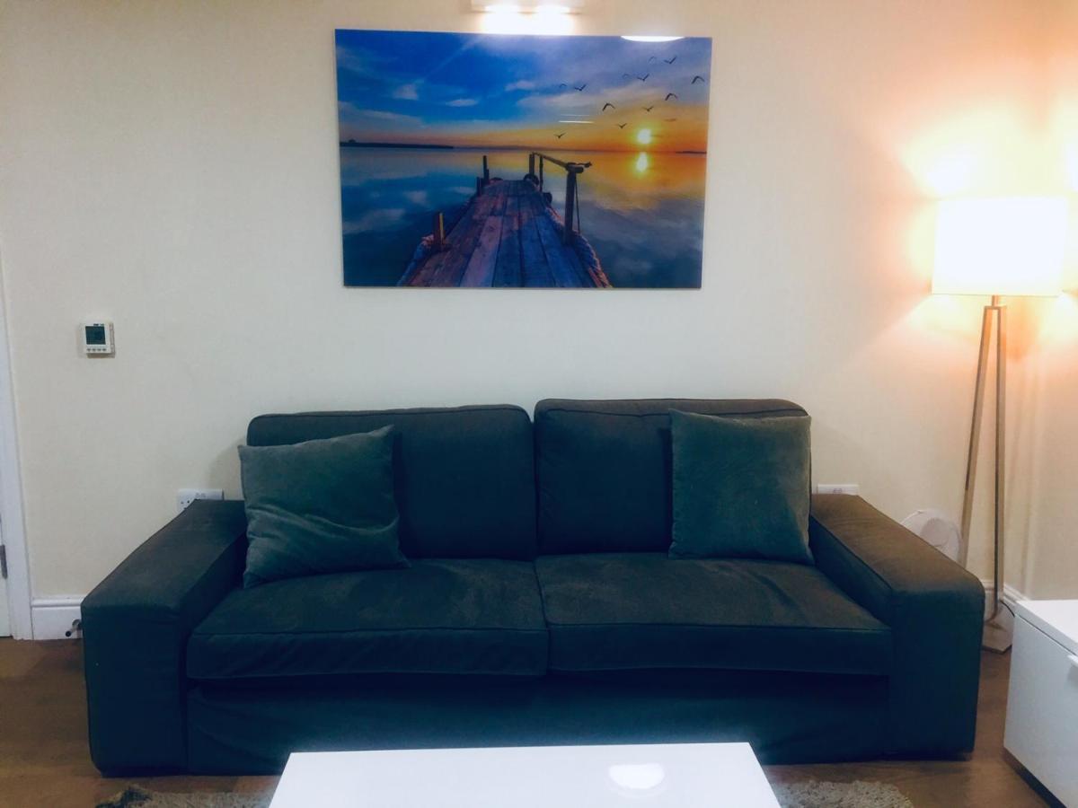 Westminster House Apartamento Slough