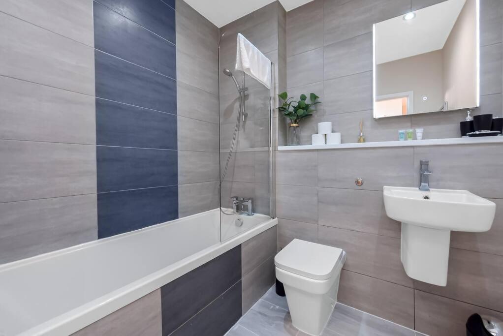 Apartamento Monochrome Vibes 2br Relaxing Moments *