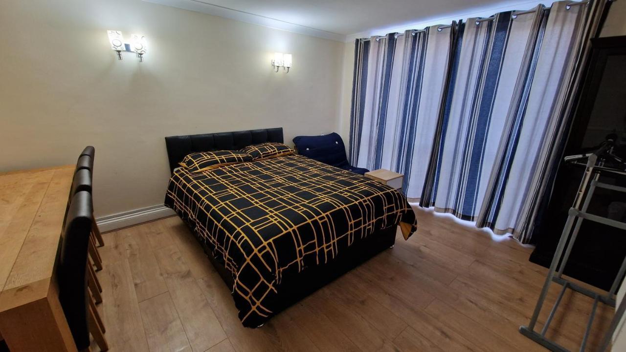 Homestay Snoozeden Chalvey,