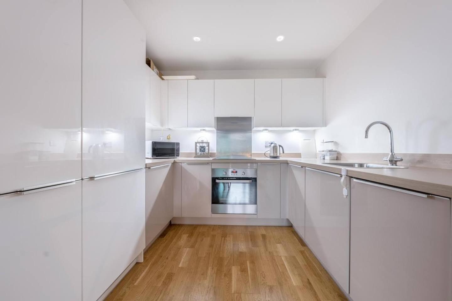 Very Modern 17min London Paddington, 8min Legoland * Slough