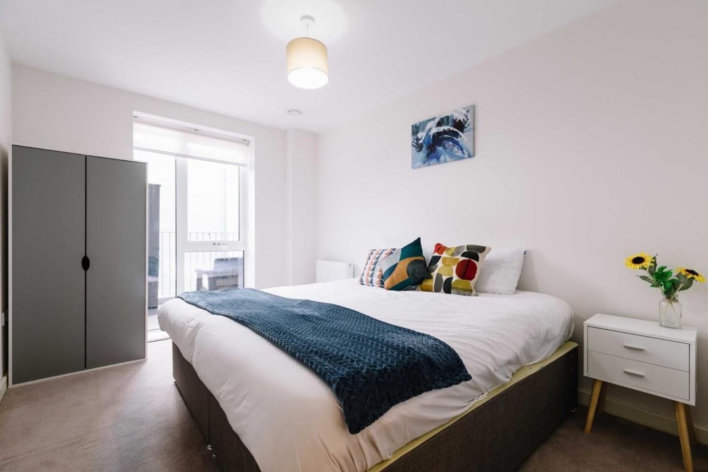 Very Modern 17min London Paddington, 8min Legoland Slough