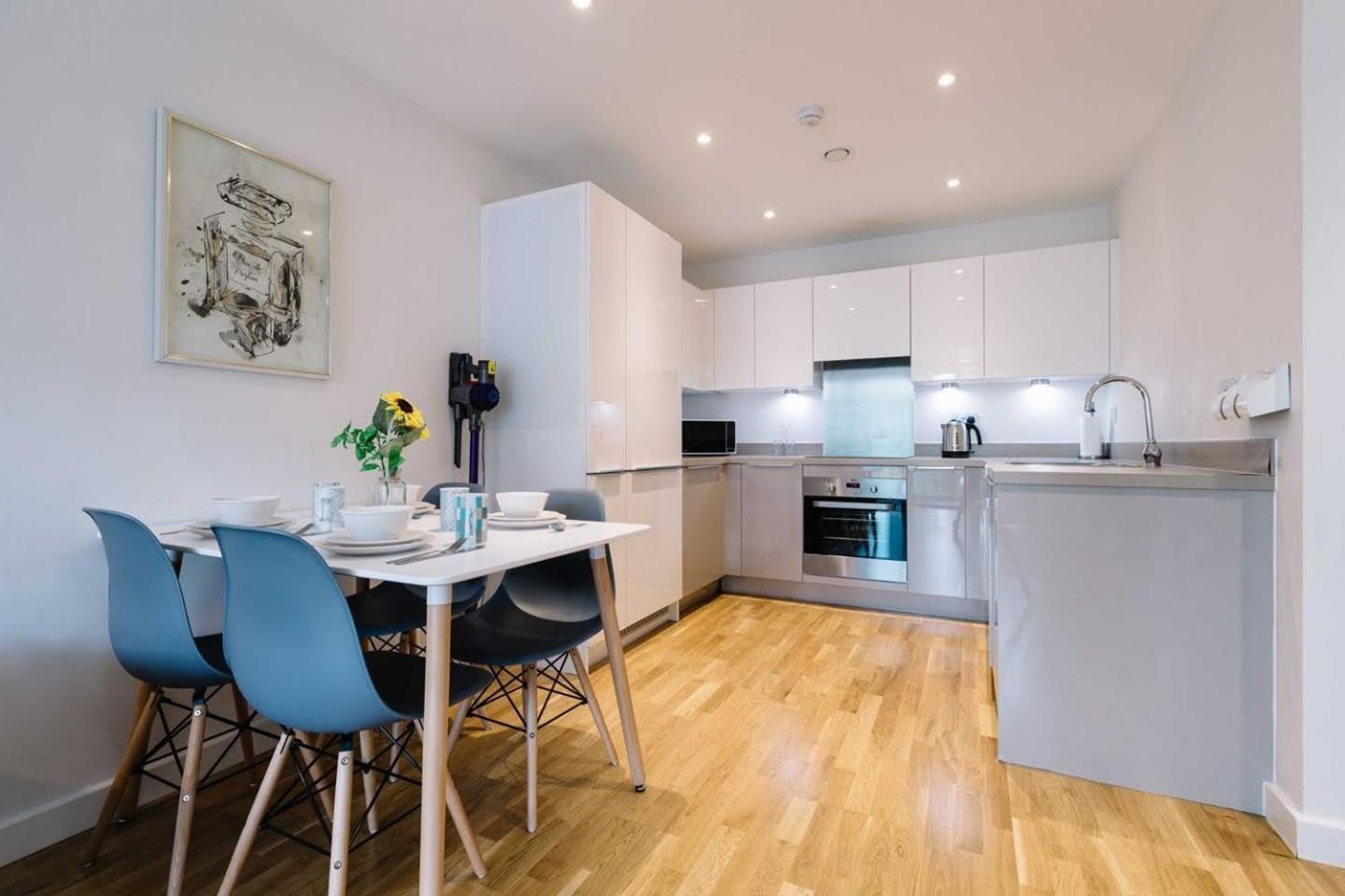 Apartment Very Modern 17min London Paddington, 8min Legoland