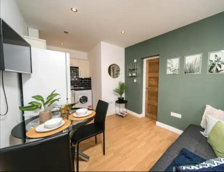 Apartment Lovely